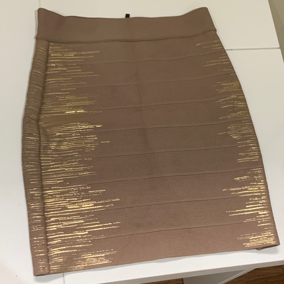 Guess skirt - Picture 3 of 4